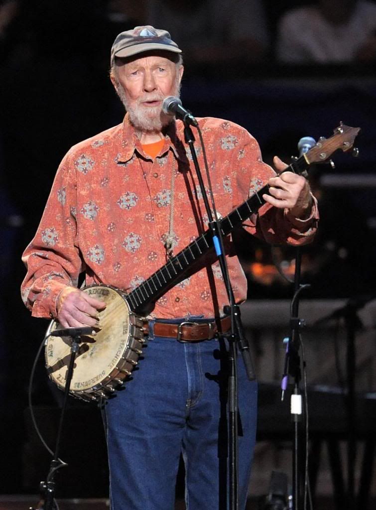 At a benefit celebrating his 90th birthday, Seeger performs at Madison Square Garden in New York on May 3rd, 2009. — Photo: Evan Agostini/Associated Press.