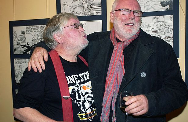 Grant Tilly with cartoonist Tom Scott in 2006. — DIEGO OPATOWSKI/Fairfax NZ.