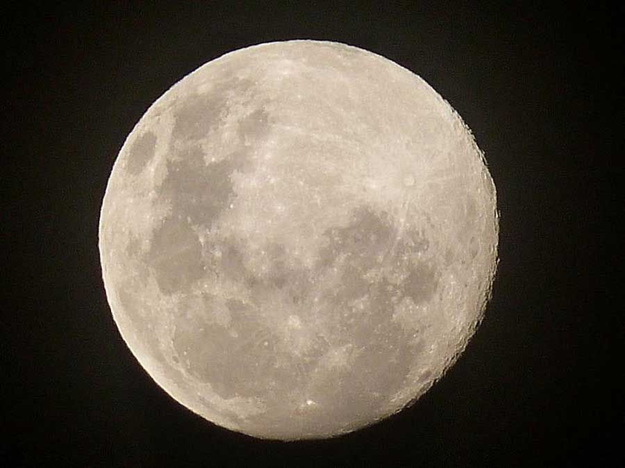 Friday night moon over Silverstream Upper Hutt. — Photo: Rebecca Henderson.