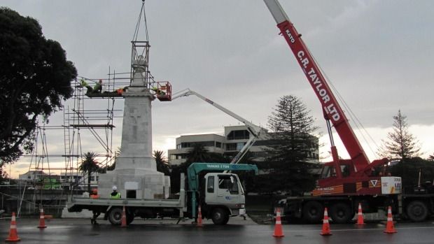 The soldier on top of Gisborne's Cenotaph has returned to his vantage point.