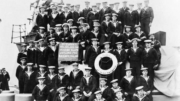 The crew of the HMS New Zealand.  Photograph: National Museum of the Royal NZ Navy.