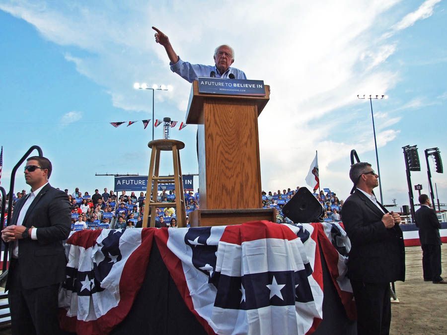 Bernie Sanders speaks to a crowd at the Kern County fairgrounds in Bakersfield. — Photograph: David Horsey.