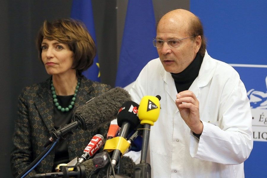 French Health Minister Marisol Touraine, left, and Professor Gilles Edan, the chief neuroscientist at Rennes Hospital, address the media during a press conference held in Rennes, western France, Friday, January 15th, 2016. Six previously healthy medical volunteers have been hospitalized — including one man who is now brain dead — after taking part in a botched drug test at the Biotrial lab in western France, the French Health Ministry said on Friday. — Photograph: David Vincent/Associated Press.