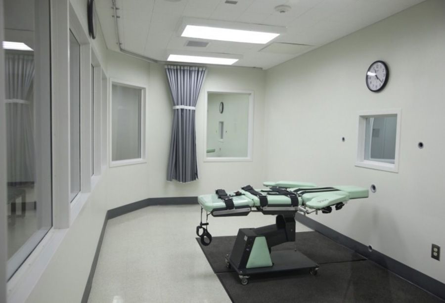 The lethal injection facility at California's San Quentin State Prison. — Photograph: Eric Risberg/Associated Press.