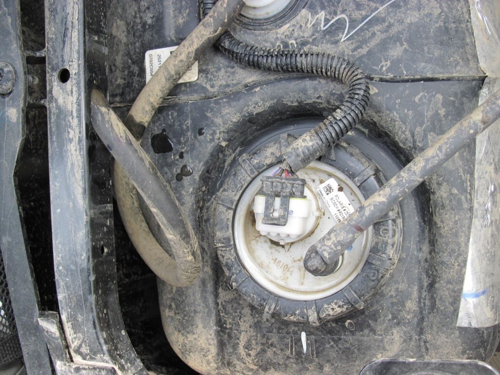 polaris ranger fuel tank size